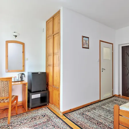 Han/Misafirhane Ustronie