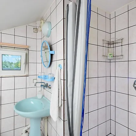 Han/Misafirhane Ustronie