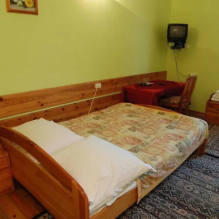 Inn Ustronie 2*