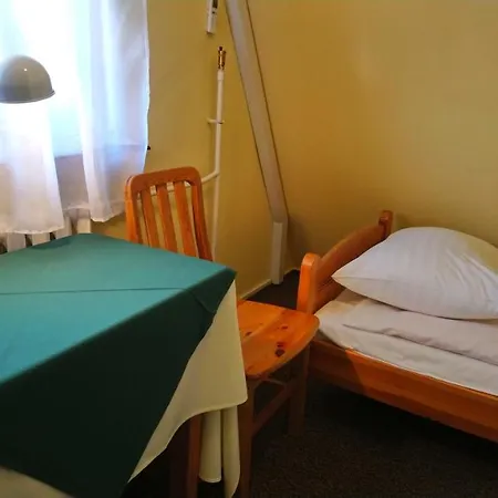 Han/Misafirhane Ustronie 2*